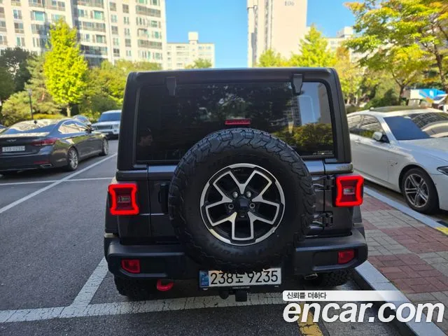 Jeep Wrangler — фото 4