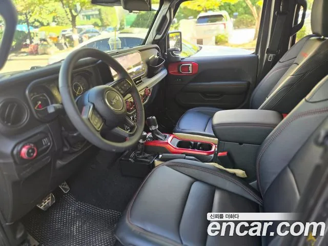Jeep Wrangler — фото 5