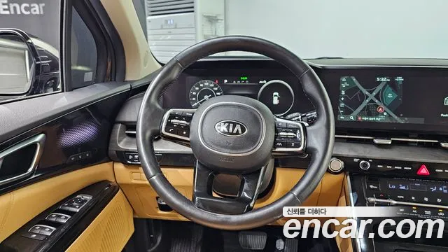 Kia Carnival — фото 13