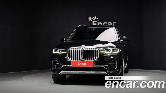 BMW X7 — фото 3