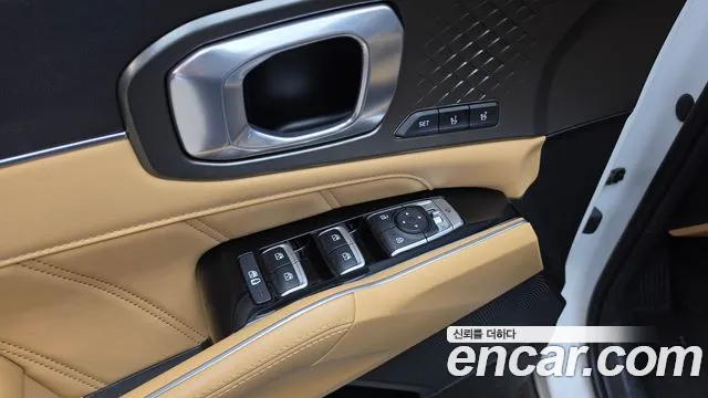 Kia Sorento — фото 32