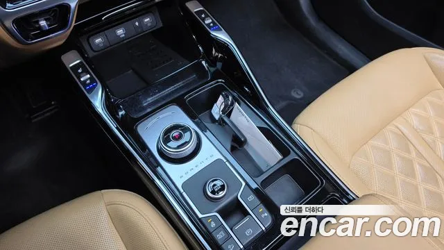 Kia Sorento — фото 9