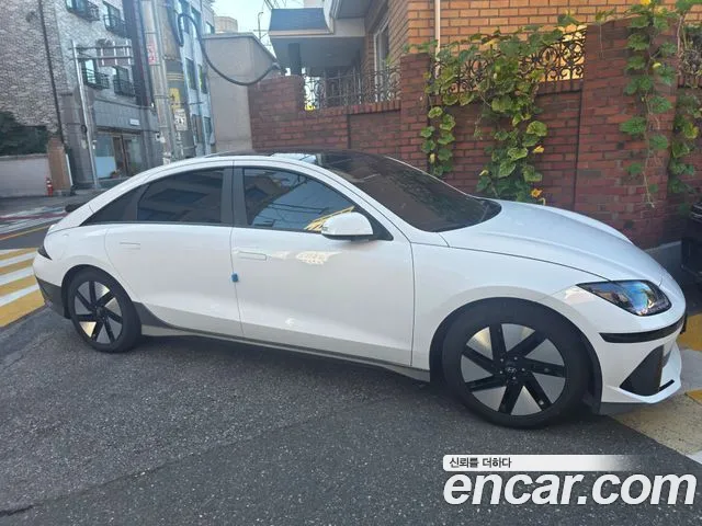 Hyundai Ioniq 6 — фото 1