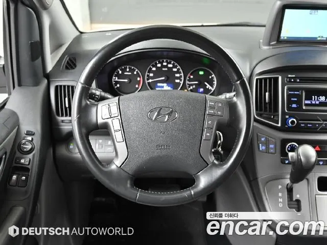 Hyundai Starex — фото 13