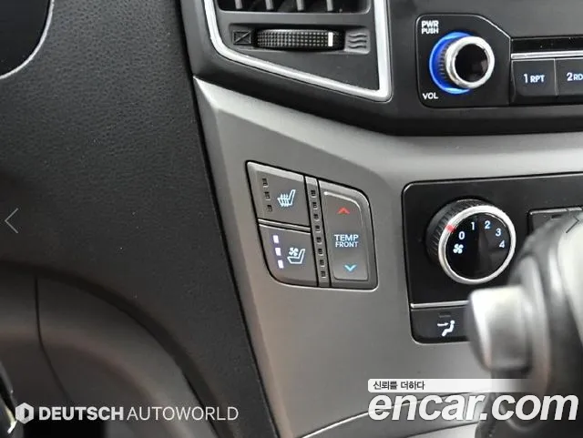Hyundai Starex — фото 17