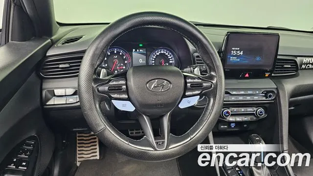 Hyundai Veloster — фото 12