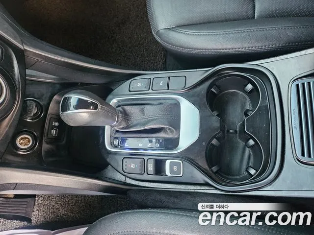 Hyundai Santa Fe — фото 17