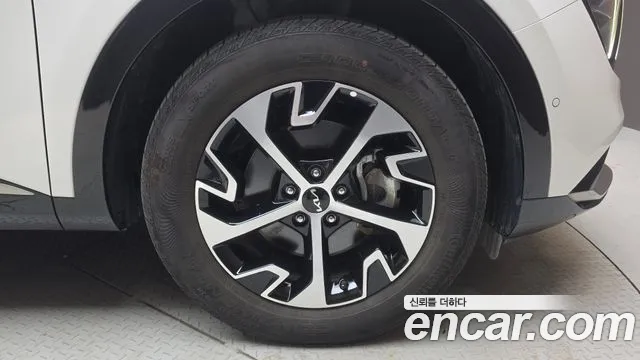 Kia Sportage — фото 21