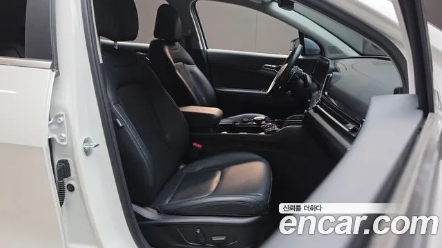 Kia Sportage — фото 12