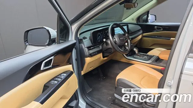 Kia Carnival — фото 10