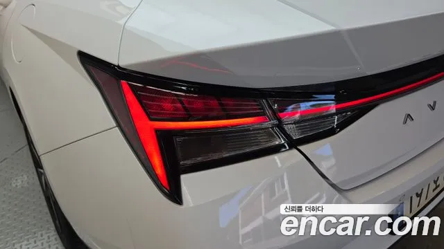 Hyundai Avante — фото 23