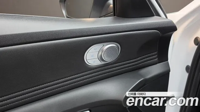 Hyundai Avante — фото 32