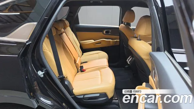 Kia Sorento — фото 11