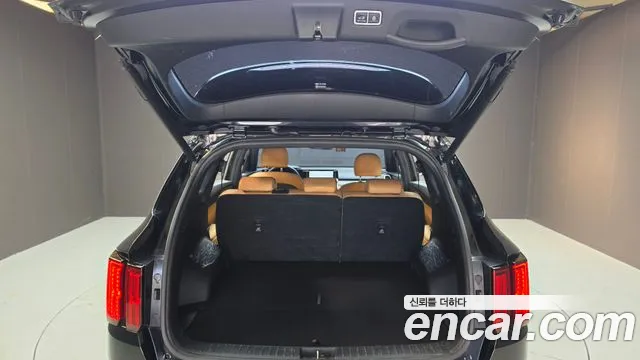 Kia Sorento — фото 20