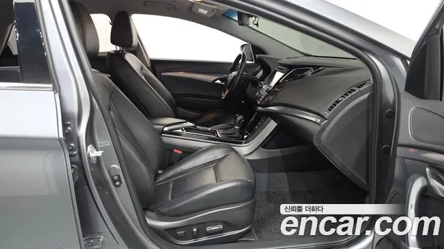 Hyundai i40 — фото 11