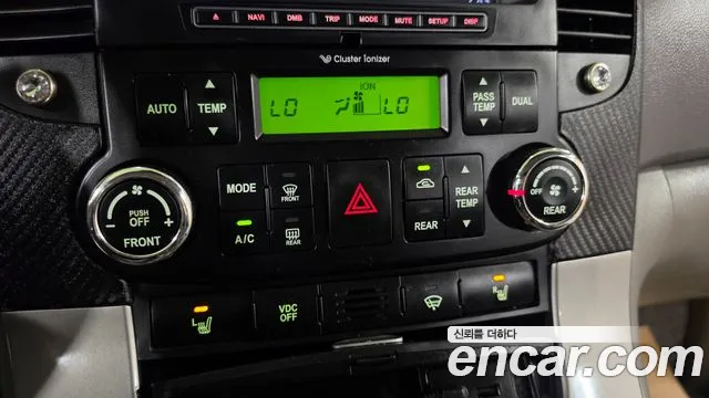 Kia Carnival — фото 11