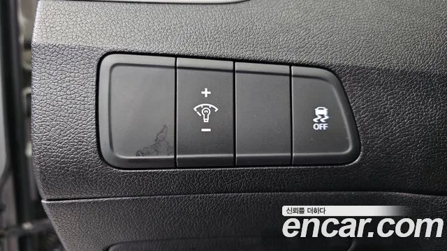 Hyundai Avante — фото 14