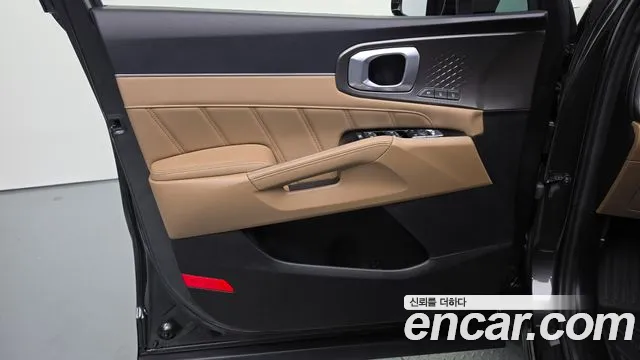 Kia Sorento — фото 24
