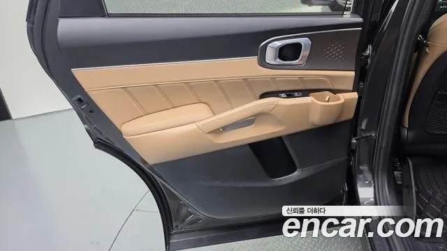 Kia Sorento — фото 25