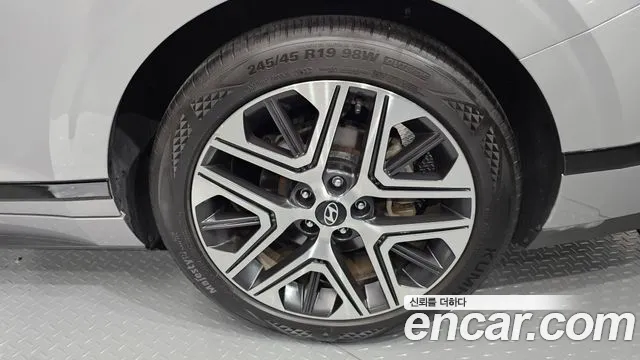 Hyundai Grandeur — фото 21