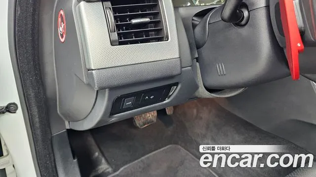 Jaguar XF — фото 29