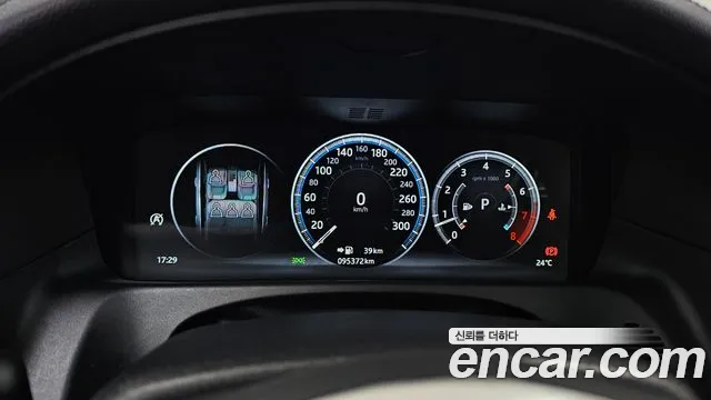 Jaguar XF — фото 8