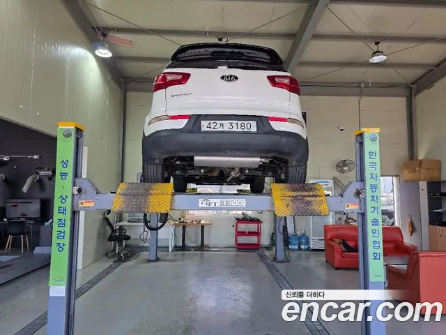 Kia Sportage — фото 14