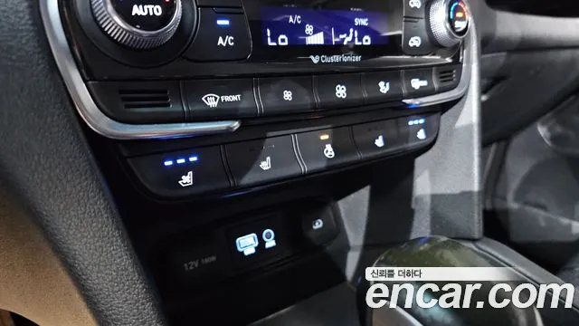 Hyundai Santa Fe — фото 16