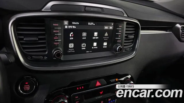 Kia Sorento — фото 14