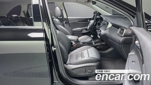 Kia Sorento — фото 26