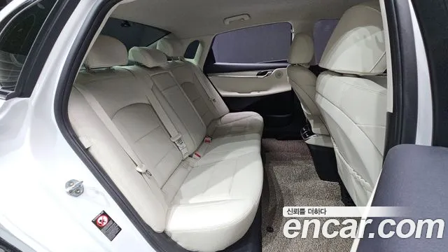 Hyundai Grandeur — фото 11
