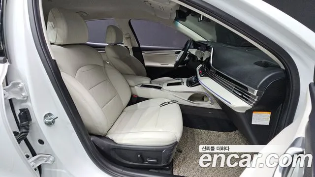 Hyundai Grandeur — фото 12