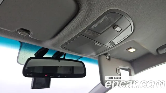 Hyundai Avante — фото 18