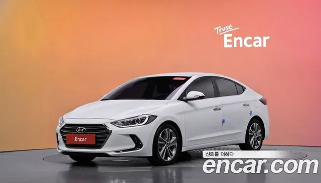 Hyundai Avante — фото 20