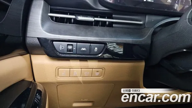 Kia Carnival — фото 15