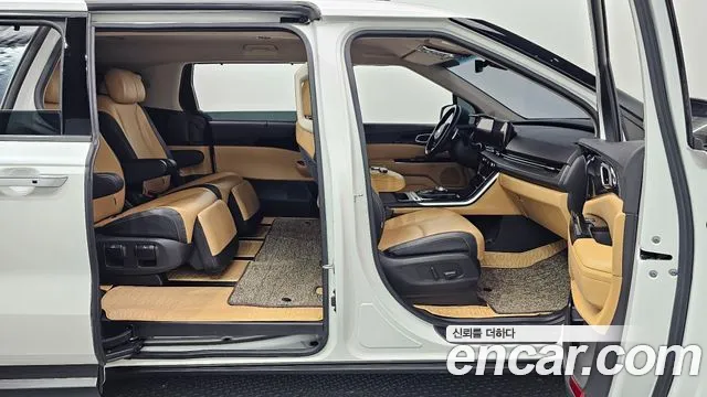 Kia Carnival — фото 26