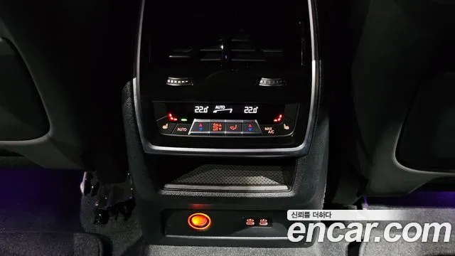 BMW XM — фото 31