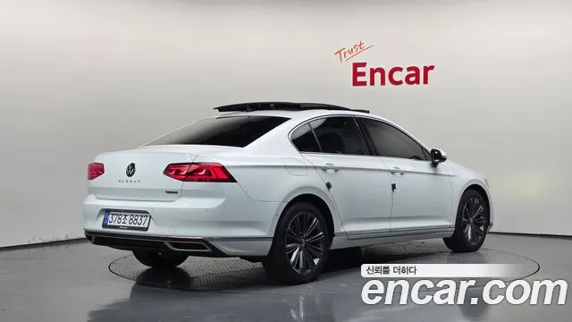 Volkswagen Passat — фото 2