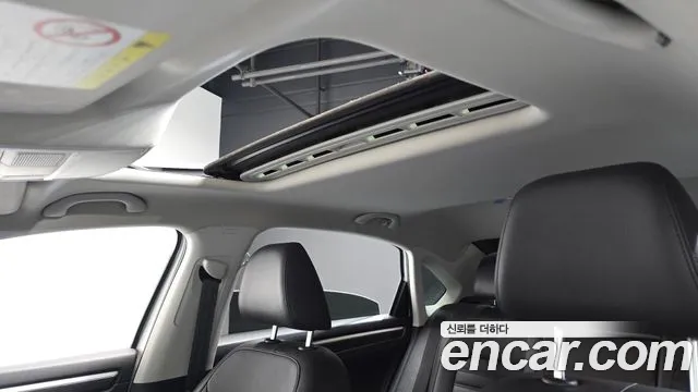 Volkswagen Passat — фото 17