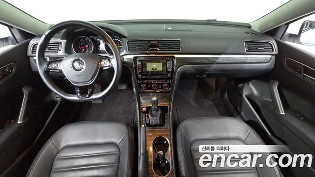 Volkswagen Passat — фото 7