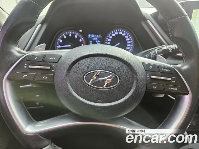Hyundai Sonata — фото 11