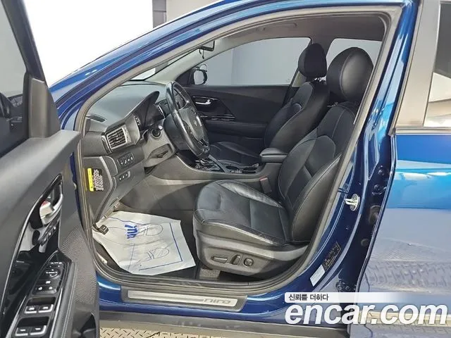 Kia Niro — фото 11