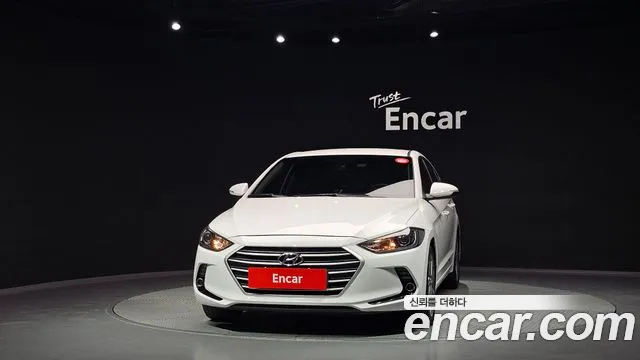 Hyundai Avante — фото 3