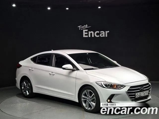 Hyundai Avante — фото 50