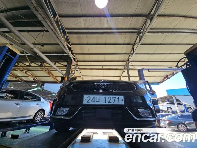 Kia Niro — фото 1