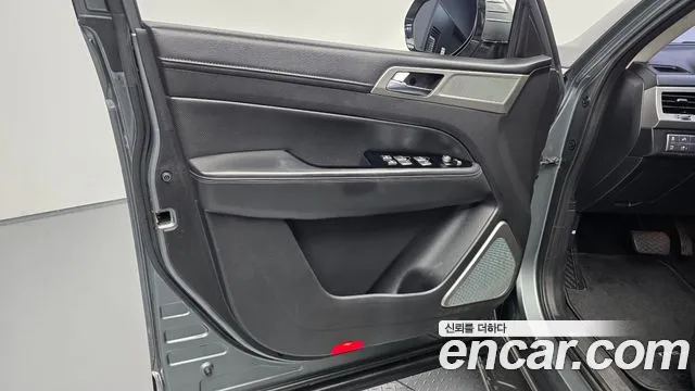 KG_Mobility_Ssangyong Rexton — фото 24