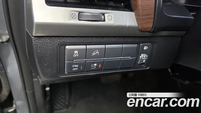 KG_Mobility_Ssangyong Rexton — фото 30