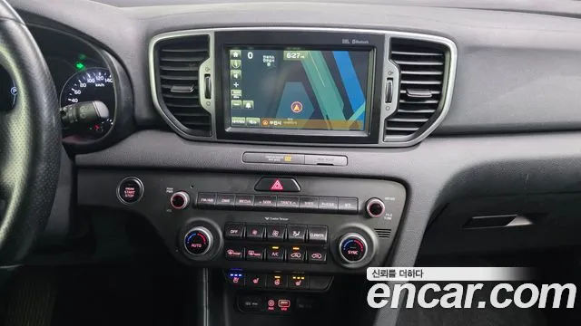 Kia Sportage — фото 14