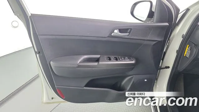 Kia Sportage — фото 24