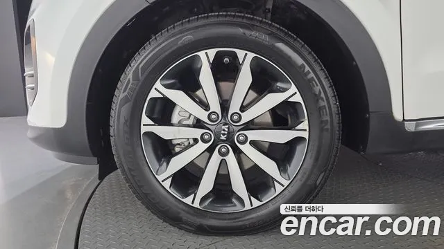 Kia Sportage — фото 5